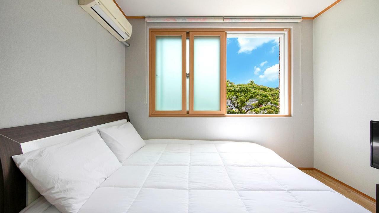 Samcheok Sol Beach Pension Exterior photo